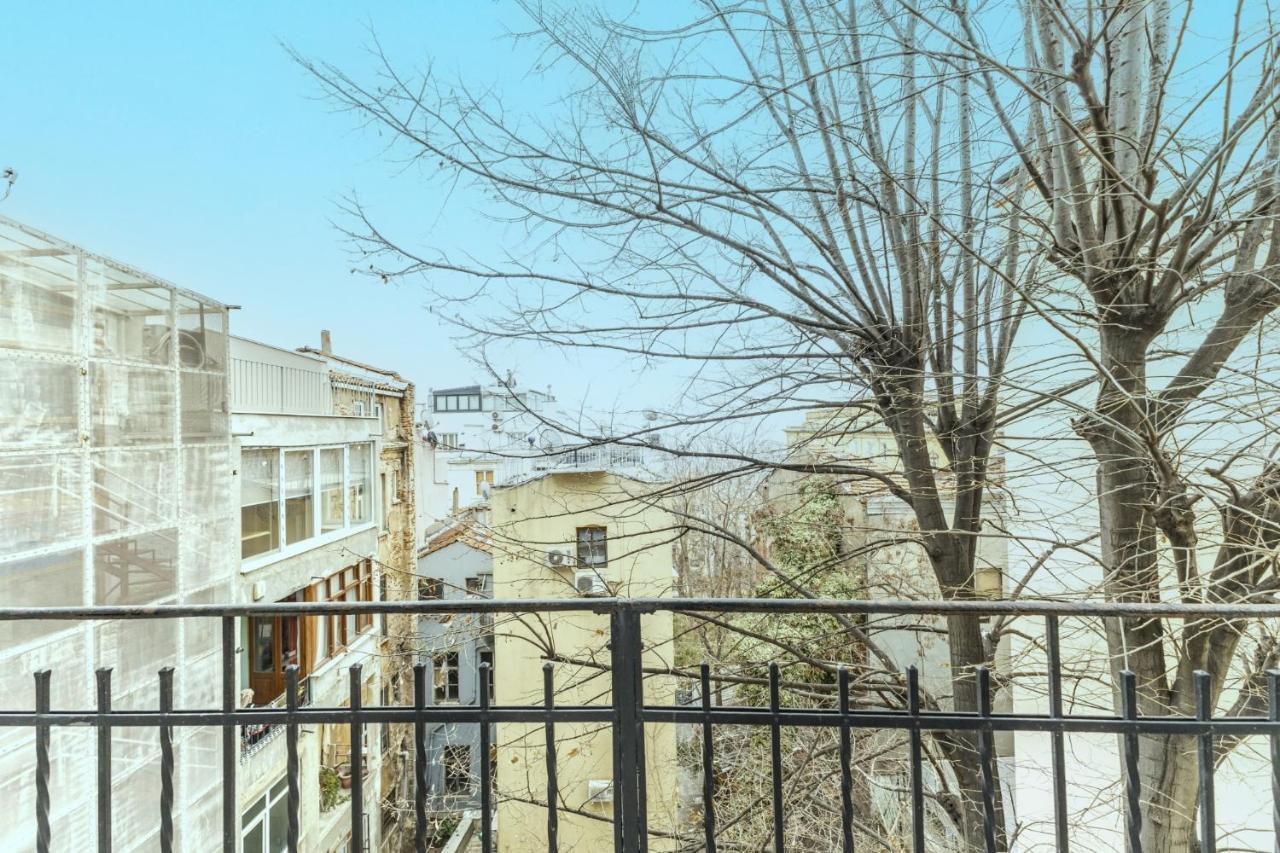 Апартаменти Flat With Balcony And Bosphorus View In Beyoglu Стамбул Екстер'єр фото