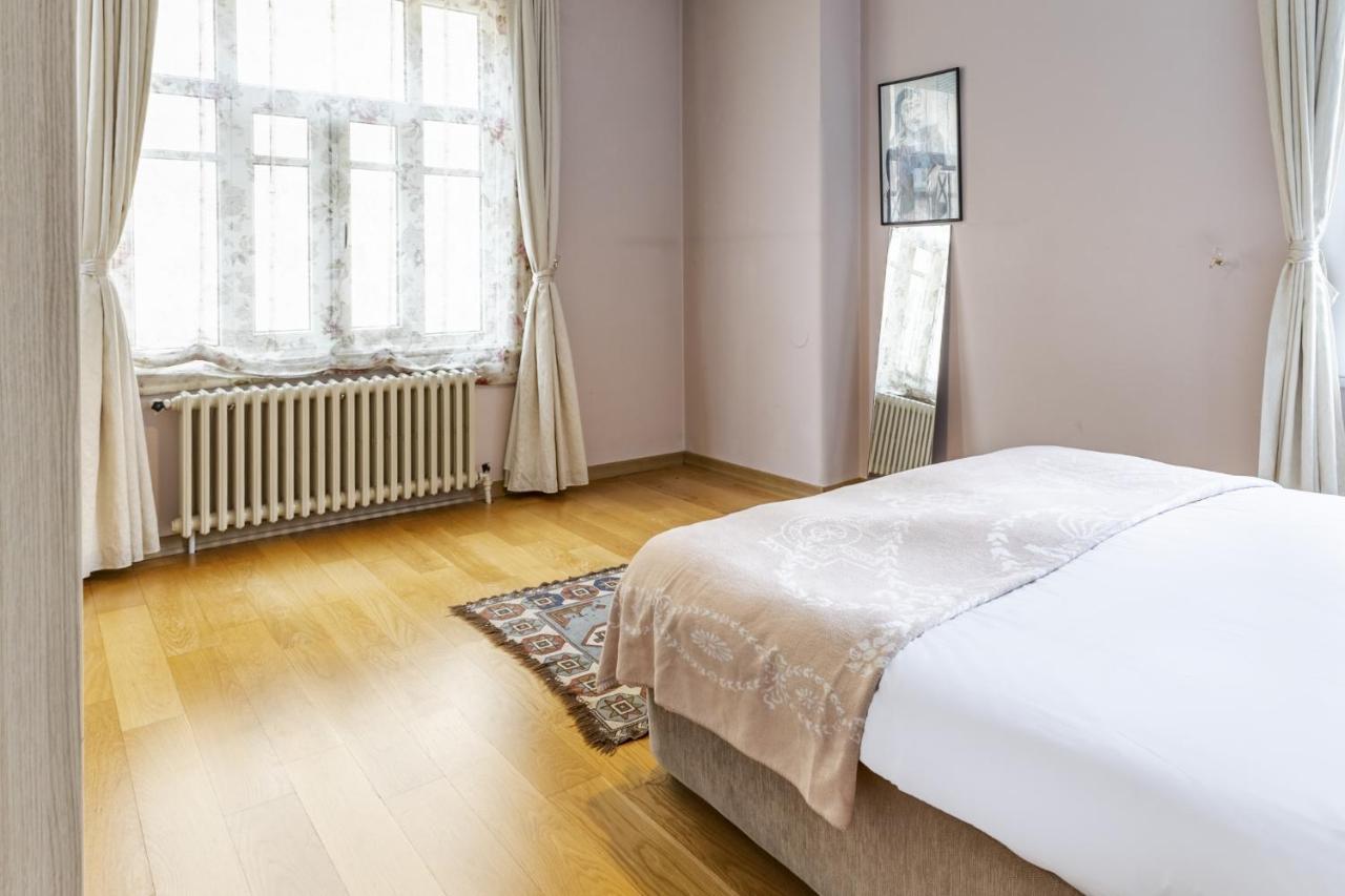Апартаменти Flat With Balcony And Bosphorus View In Beyoglu Стамбул Екстер'єр фото